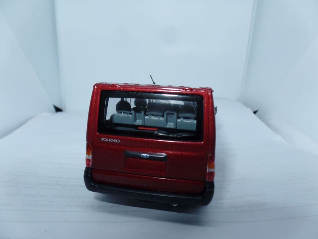 Minichamps Ford Transit Mk6 Torneo Kombi 2000 Red 1/43 Dealer Model 
